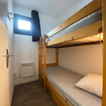 Appartement Du Lou - Location: De 38 M2 Au 7eme Etage, Skis Aux Pieds, Balcon Expose Sud Mae-9021 *
